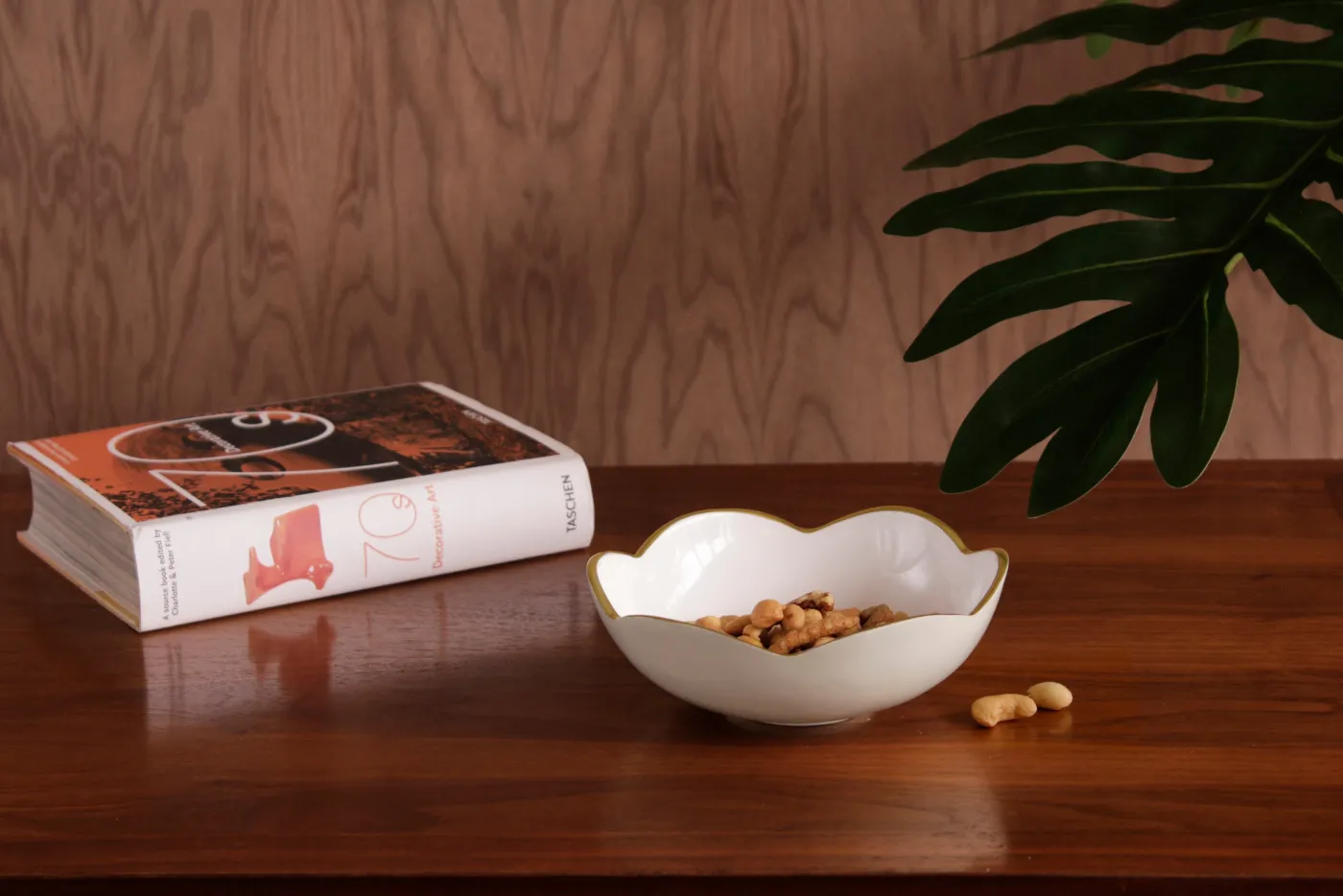 Best ENCANTO Amelia Mini Round Bowl Cream and White Holiday|Bowls