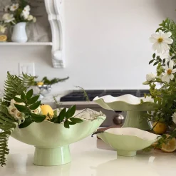 New ENCANTO Carola Pedestal Cake Plate (Pistachio and White) Cake Plates|Enameled Color Metal
