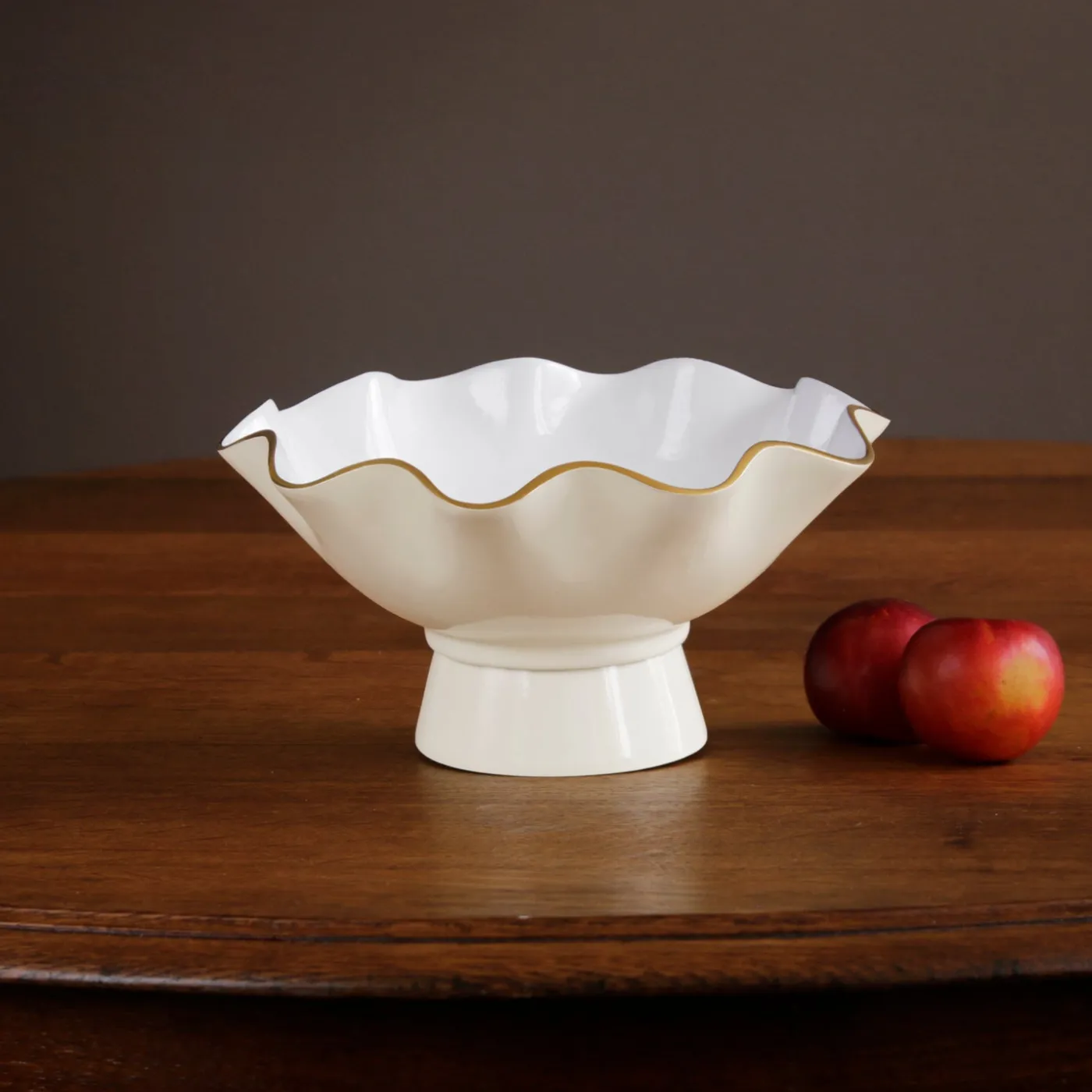 Best ENCANTO Carola Small Pedestal (Cream and White) Best Sellers|Corporate Gifts