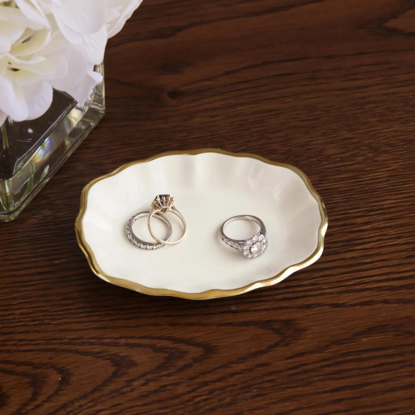 Online ENCANTO Ring Holder (Cream) Gifts For The Graduate|Gifts For Her