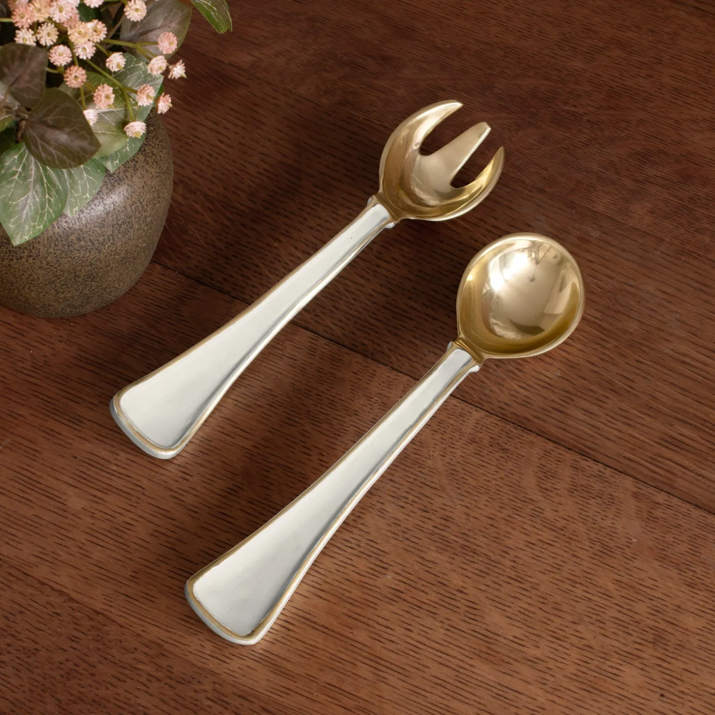 Online ENCANTO Soho Salad Servers (Cream) View All Soho|Salad Servers + Utensils