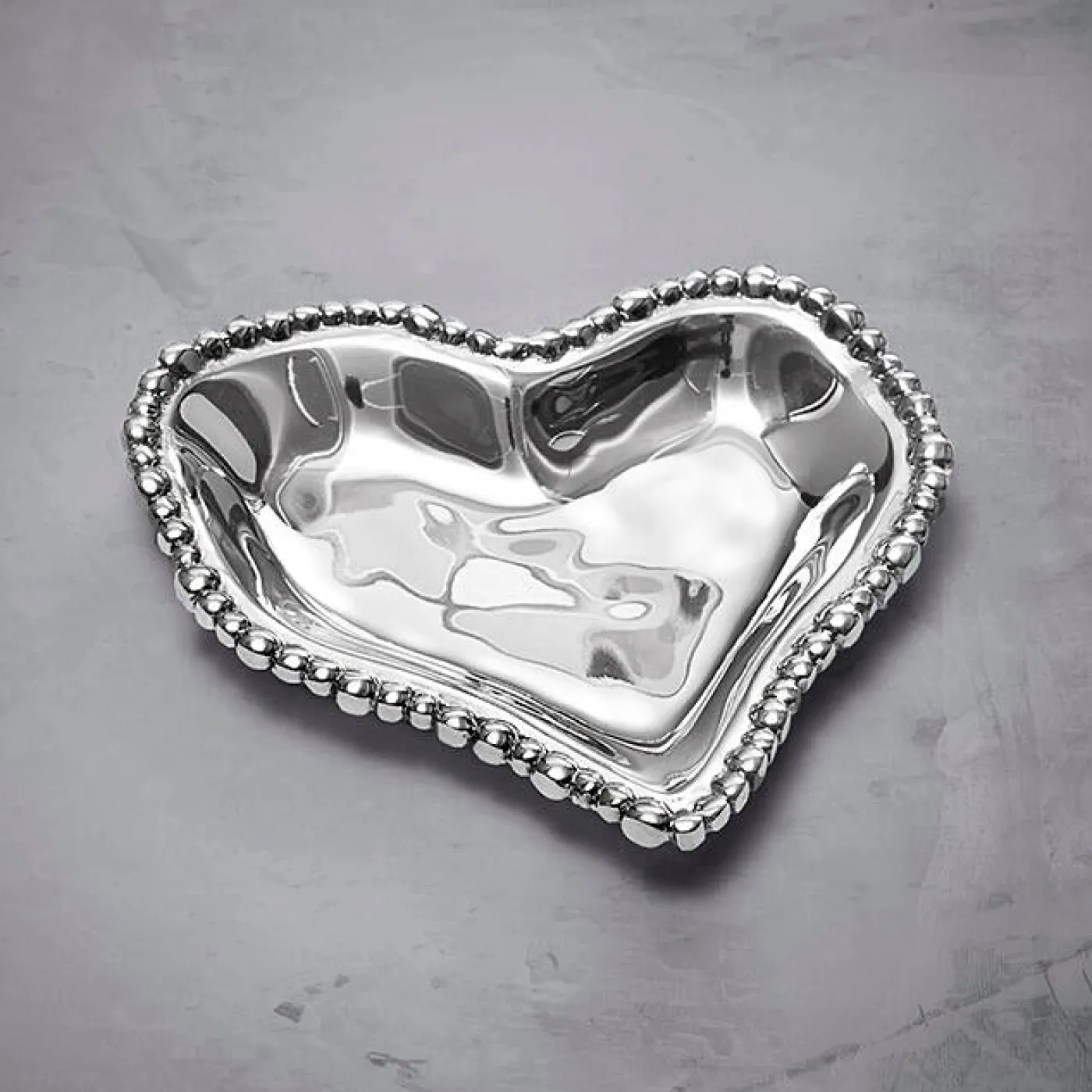 Sale ORGANIC PEARL Small Heart Platter GIFTABLES Heart|View All Organic Pearl