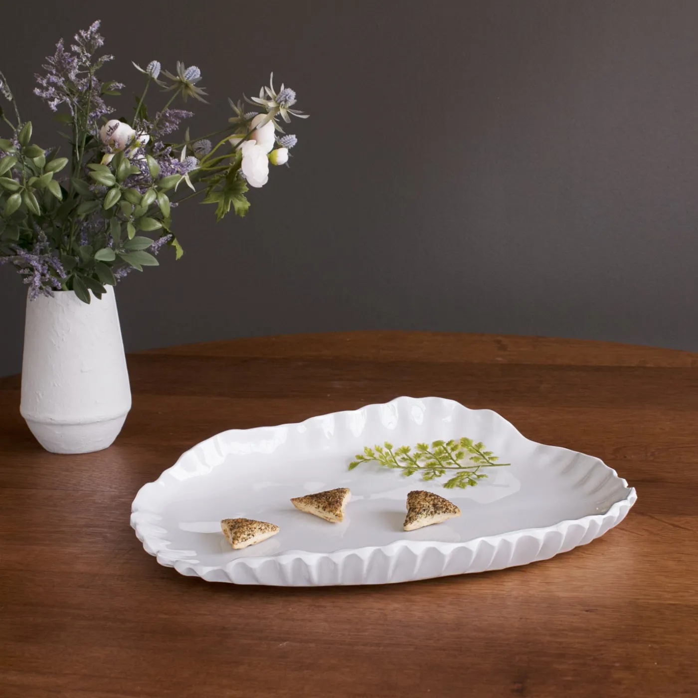 Sale VIDA Bloom Pinched Large Oval Platter (White) View All Vida|Platters
