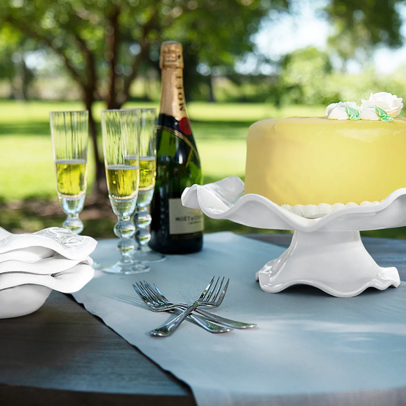 New VIDA Havana Pedestal Cake Plate White View All Vida|VIDA Havana