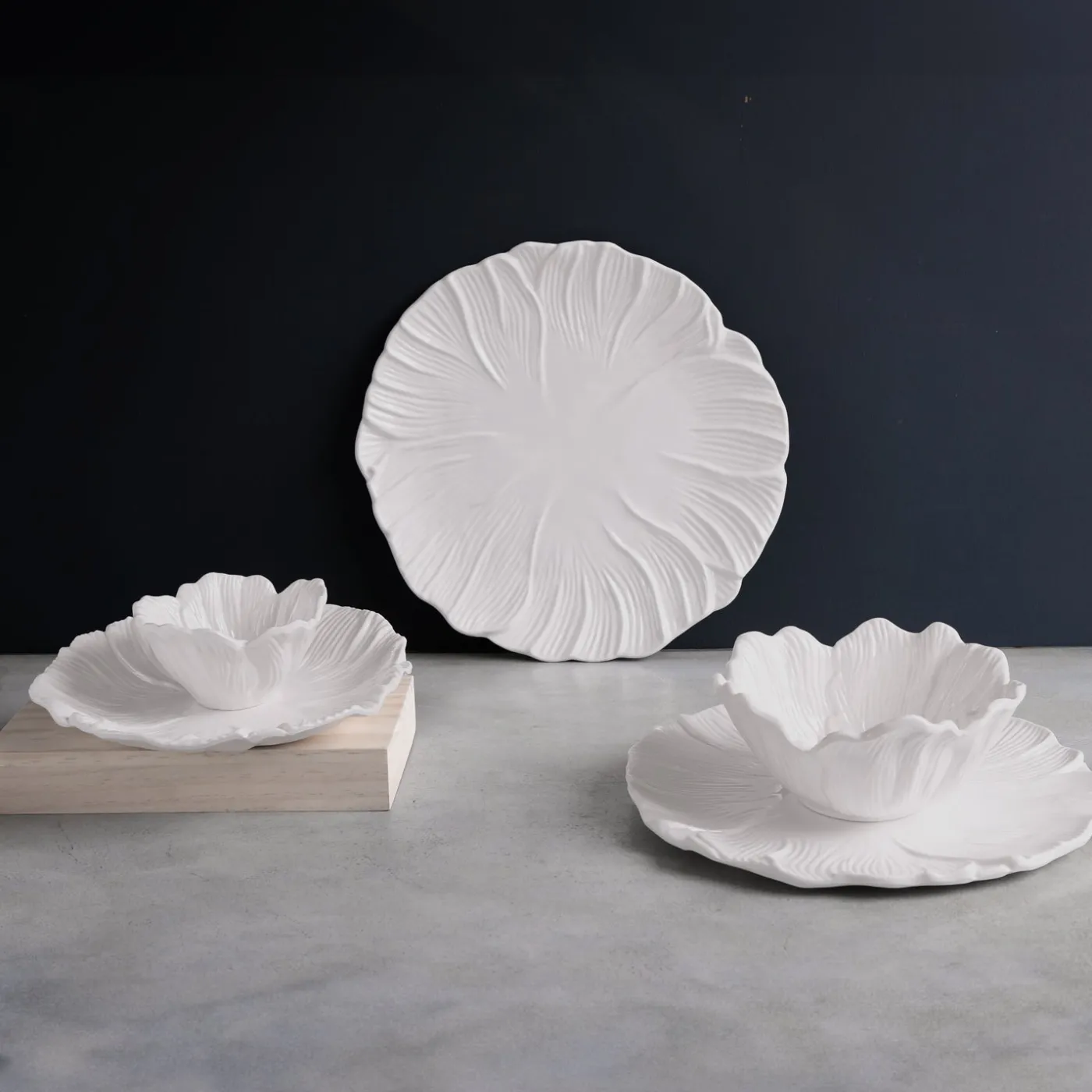 Clearance VIDA Lettuce 13" Charger Set of 4 (White) View All Vida|VIDA Lettuce