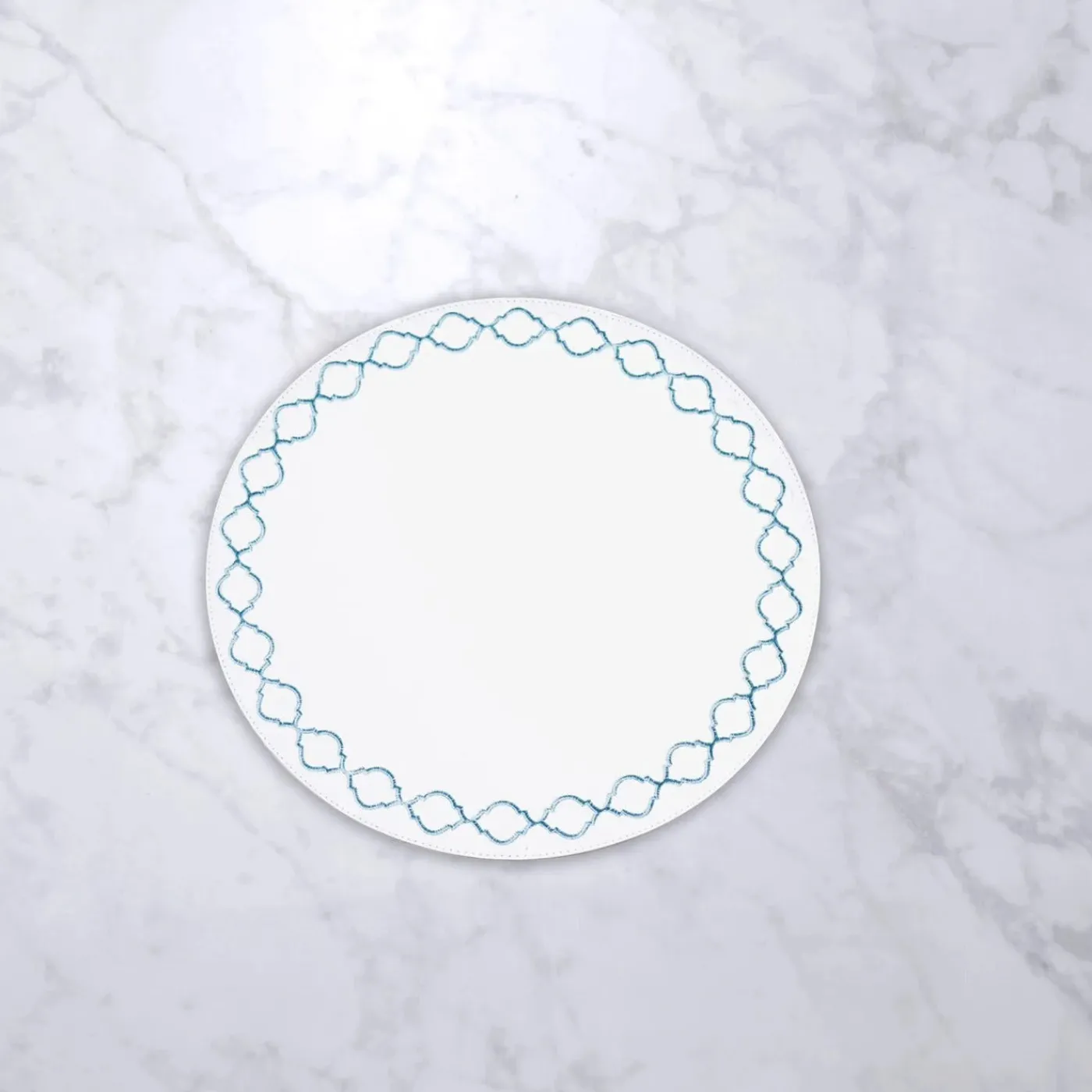 Discount VIDA Round Embroidered Quatrefoil 15.5" Round Placemats Set of 4 (Blue View All Vida|Placemats