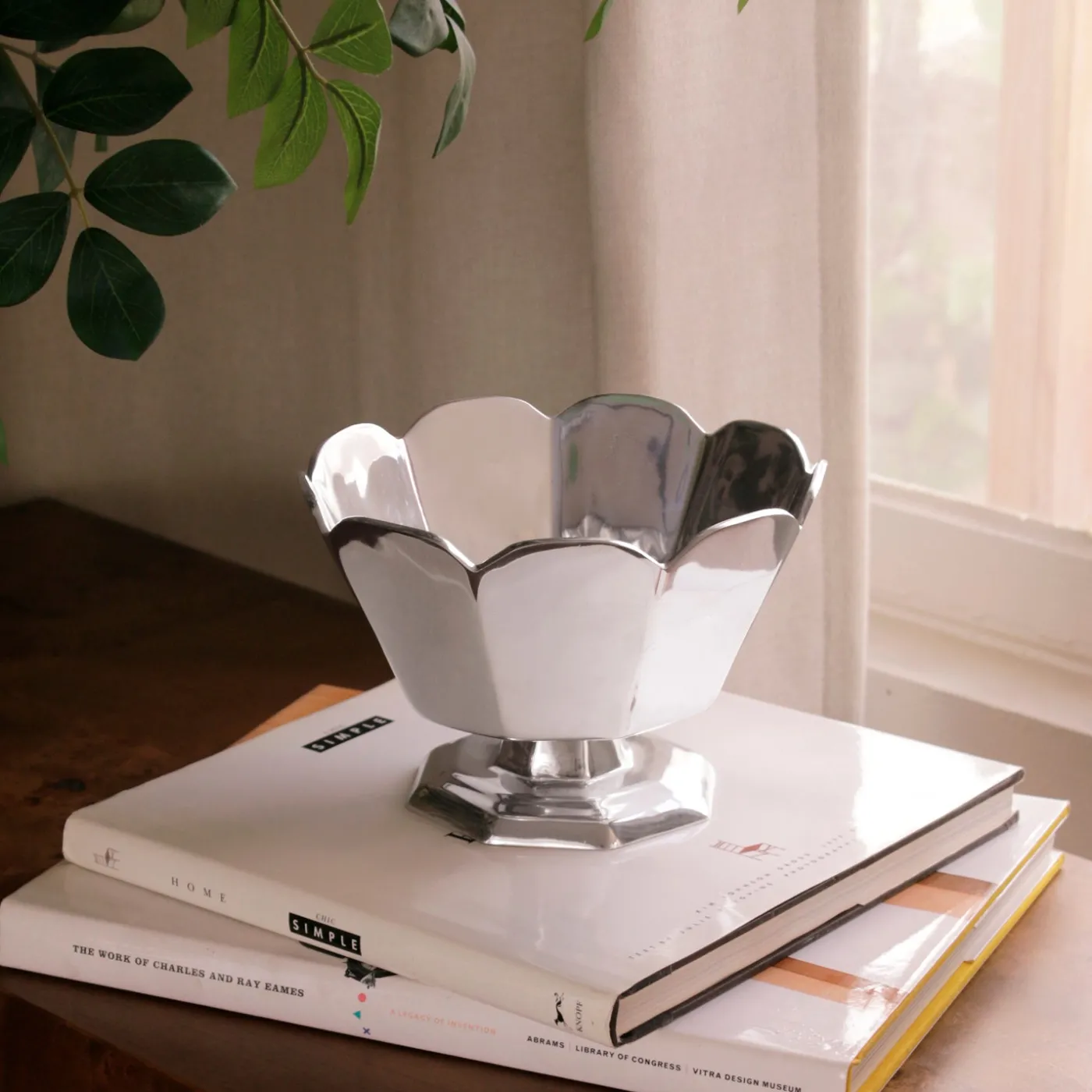 Hot VINTAGE Faceted Pedestal A Touch Of Vintage|Pedestals