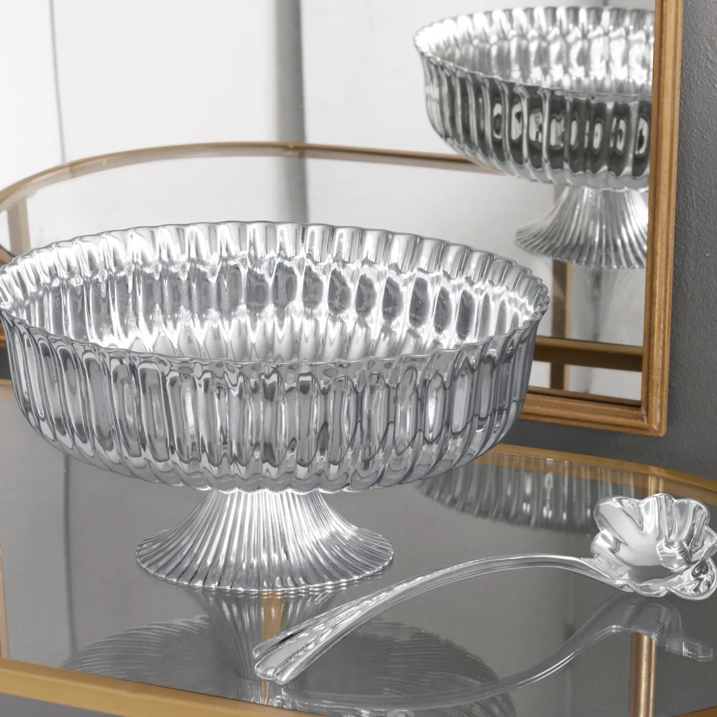 Clearance VINTAGE Vienna Large Centerpiece/Punchbowl Pedestal A Touch Of Vintage|Pedestals